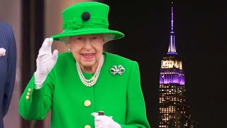 Americans Pay Tribute to Queen Elizabeth II [upl. by Nela]