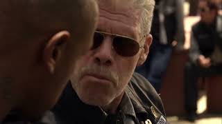 Sons of Anarchy  1x01  Clay talks Laroy about gunhouse  1080p [upl. by Htedirem]