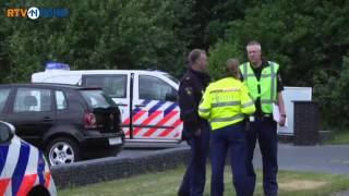 Zitmaaier botst op auto  RTV Noord [upl. by Gizela654]