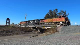 BNSF and Amtrak at Bacon Island with a NS SD70M [upl. by Collbaith]