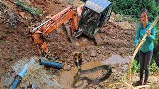 Couple driving excavator to dig up broken waterpipeline caused by Typhoon Yagi and cooking incamp [upl. by Aurel]