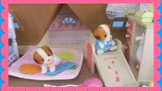 Sylvanian families en español Los cachorros chifón [upl. by Brittaney]