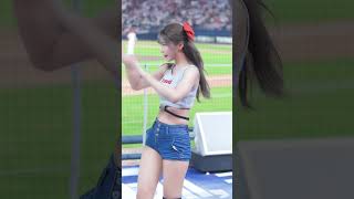 치명적인척🤭 kpop 치어리더 구독 dance 좋아요 천소윤 키스오브라이프 midastouch 기아타이거즈 [upl. by Capps496]