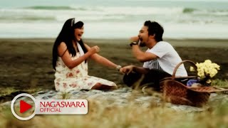 Hello Feat Mega  Pilihan Hati Official Music Video NAGASWARA music [upl. by Ylrad]