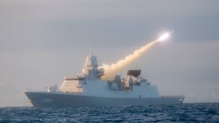 18 raketten de lucht in vanaf fregat Zr Ms De Ruyter [upl. by Melantha]