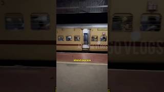 😱🚂pollachi la irundhu ipdi kuda bangalore polama ⁉️shorts indianrailways trainvideos [upl. by Adnohsak942]