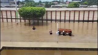 IMPRESIONANTE CEREMONIA DE ENTIERRO EN LAS INUNDACIONES EN CHONE ECUADOR 20241 [upl. by Annette]