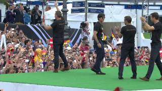 WM 2014  Empfang der deutschen Nationalmannschaft in Berlin [upl. by Latyrc]