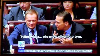 Tusk i Sikorski rozmawiają o prezentach [upl. by Blithe713]