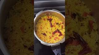 கொங்கு நாட்டு அரிசி பருப்பு சாதம்💥💥 Perfect taste👌 arisi paruppu satham recipe 😋😋 shortsviral [upl. by Keldah736]