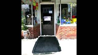 Cozy Products ICE SNOW Ice Away Heated Snow Melting Mat for Outdoor Use [upl. by Aihsekal]