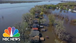 Mississippi river flooding reaches historic levels swallowing neighborhoods [upl. by Savvas]