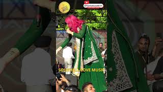 JASMINE SANDLAS  quotKURTA KALA  LIVEquot  jasminesandlas gulabiqueen [upl. by Reggie]