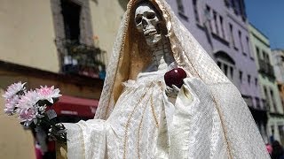 La historia de la Santísima Muerte [upl. by Favata]