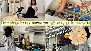 KESEHARIAN STAY AT HOME WIFE DAN RUTINITAS BERESIN RUMAH [upl. by Ephraim]