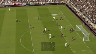 PES 2014 PC  Gameplay [upl. by Ordnassela327]