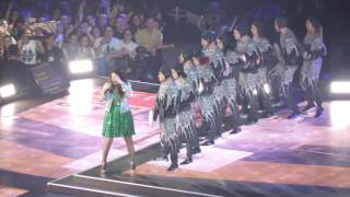 LAURA PAUSINI  LIMPIDO SURRENDER IO CERO amore x favore 04062016  STADIO SAN SIRO MILANO [upl. by Zap]