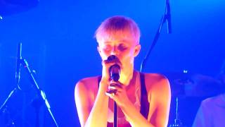 Robyn  Show me love  LIVE  Munich 2011 [upl. by Flossie]