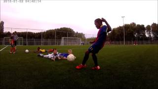 Voetbaltraining opwarming onder  middenbouw [upl. by Ziguard]