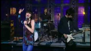 Yeah Yeah Yeahs  quotZeroquot on Late Show 14042009 [upl. by Ryann]