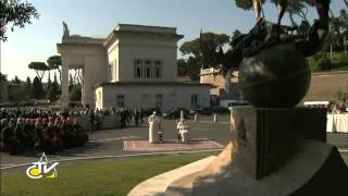 Papa Francesco consacra Vaticano a san Michele e san Giuseppe [upl. by Neira]