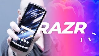 Motorola RAZR 2019  le VRAI smartphone pliable  prise en main [upl. by Ysied766]