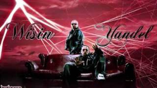 wisin y yandella revolucioncon letras [upl. by Einwahs]