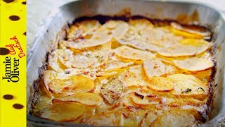 Jamies schneller Kartoffelauflauf Dauphinois  Jamie Oliver auf Deutsch [upl. by Yleoj]