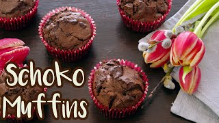 SCHOKO MUFFINS backen  einfaches Rezept für saftige amp schokoladige Muffins [upl. by Ahsier]