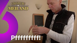 HILARISCH Martien heeft RUZIE met een rol AFPLAKTAPE 😂  Chateau Meiland [upl. by Idnic]