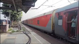 13152 JAMMU TAWI  KOLKATA EXPRESS CROSSING DANKUNI JN RAILWAY STATION [upl. by Mailand]