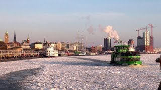 Letzte Hafenrundfahrt im ElbeEis  Hamburg Februar 2012 [upl. by Annahsit]