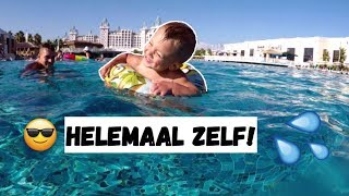 ALLEEN ZWEMMEN IN HET ALLERGROOTSTE ZWEMBAD VLOG 129 VAKANTIEVLOG TURKIJE 2018 [upl. by Akins]