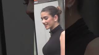 On lui donne 100€ si elle trouve le mot 😂🤯 prank humour microtrottoir funny blague [upl. by Noivaz]