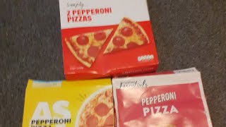 FOOD REVIEW UK 97P PEPPERONI PIZZA 🍕 COMPARISON ASDA ALDI LIDL WHO WINS SIOBHANs LIFE [upl. by Nyleve895]