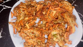 besan ke pakode kaise banate hain Easy pakora Easy snackkitchen by sobia [upl. by Aneleh]