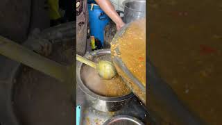 Kashiram ji ke lehsun ki chutney vaale chole kulche in Naraina [upl. by Arley]