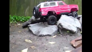 Vaterra Ascender Slowmotion Crawl [upl. by Leah478]