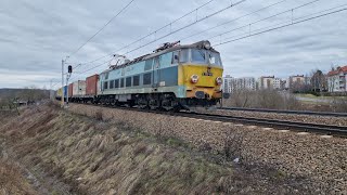 ET22933 ze składem kontenerów przejeżdża w okolicach ul Janowskiej w Lublinie 11022024 [upl. by Godber511]