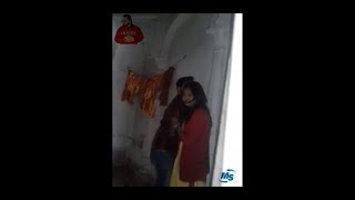 Mandir Mein pakde Gaye ladka ladki kiss karte huye Hua video viral [upl. by Anitsuga]