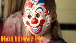 HALLOWEEN Clip  quotMichael Kills Oscarquot 2018 [upl. by Tonia]