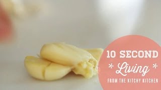 How to Smash Garlic  10 Second Living [upl. by Nyrroc633]