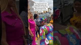 OLD WOMEN KNEEL DOWN TO PRAY FOR REGINA DANIELS [upl. by Amitaf]