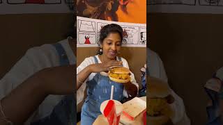 🤯என்னங்க Burgerல Chickenஆhh😳Master plan Weight loss real twist food Asattugal4😂rajarubi shorts [upl. by Suoivatra]