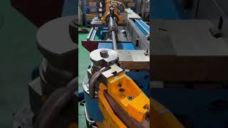 顺到飞起自动弯管机Automatic pipe bender bending iron pipes with a diameter of 32 mm [upl. by Sackman]