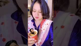 sitara yaseen ko lagi lat 🤣😜 Raees ashgar vlog in dubaicity sitarayaseen chaipeelo funny [upl. by Omrellug794]