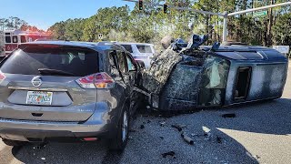 DOS COCHES DESTROZADOS EN UN ACCIDENTE [upl. by Nryhtak]