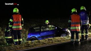 Mopedauto bei Unfall in Marchtrenk überschlagen [upl. by Esilenna113]