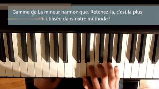 Leçon de piano  Gamme de La mineur [upl. by Isyad]