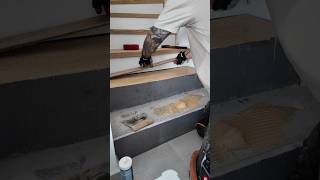 Treppenstufen mit einem Parkettboden belegen flooring woodworking diy [upl. by Aihseyn]